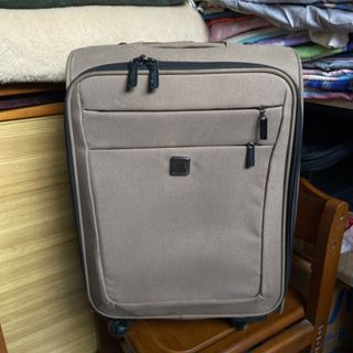 (Category: ) located in . Submitted by nessyyy (Listing ID 1377217704, Image 1). Description: .