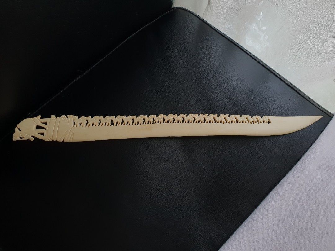 Antique Bone Carving Paper Knife (Category: Vintage Collectibles) located in Quezon City. Submitted by WasalakTwo (Listing ID 1377199190, Image 1). Description: Bought in Japan Rare and hard to come by 34cm length Goodcondition No damage Open for delivery nationwide.