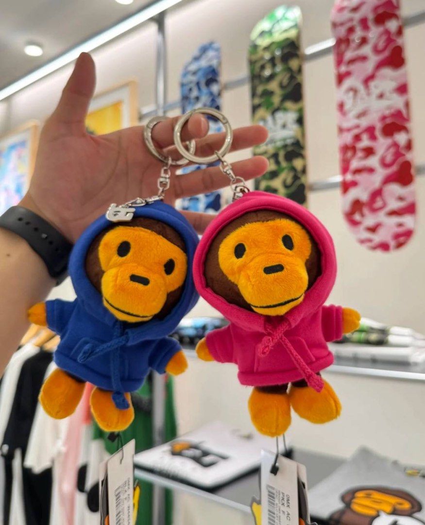 小物 BAPE BABY MILO HOODIE PLUSH DOLL KEYCHAI BAPE BABY MILO HOODIE PLUSH DOLL KEYCHAI Bape BABY MILO PLUSH