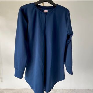 (Category: ) located in . Submitted by reloveeemypreloved (Listing ID 1377208693, Image 1). Description: .