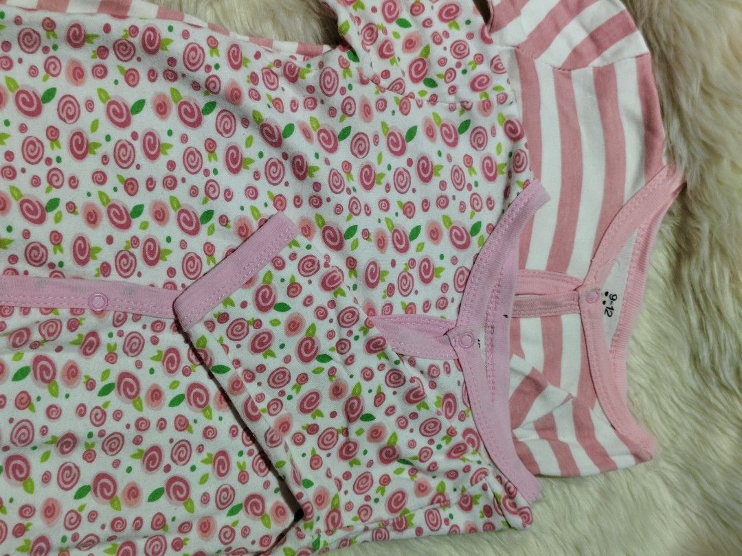 Bodysuit baby girl (Category: Babies & Kids Fashion) located in Manila. Submitted by nikka00007 (Listing ID 1377310189, Image 2). Description: set for 129 bodysuits for baby girl 9 months.