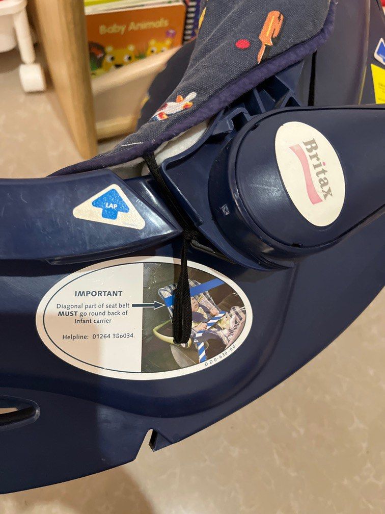 Britax infant car seat (Category: Car Seats) located in Batangas. Submitted by lovedbybien (Listing ID 1377219763, Image 3). Description: manipis na foam .