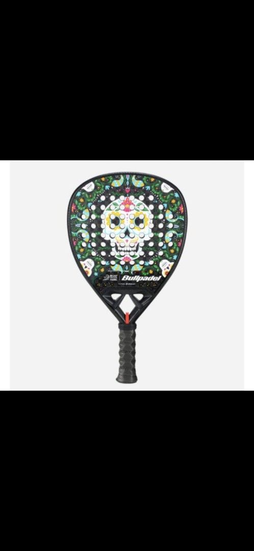 Bullpadel Vertex 04 limited edition, Sports Equipment, Sports