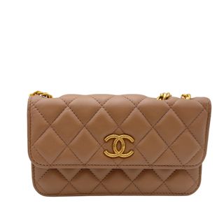 (Category: ) located in . Submitted by carousellluxury (Listing ID 1377249499, Image 1). Description: .