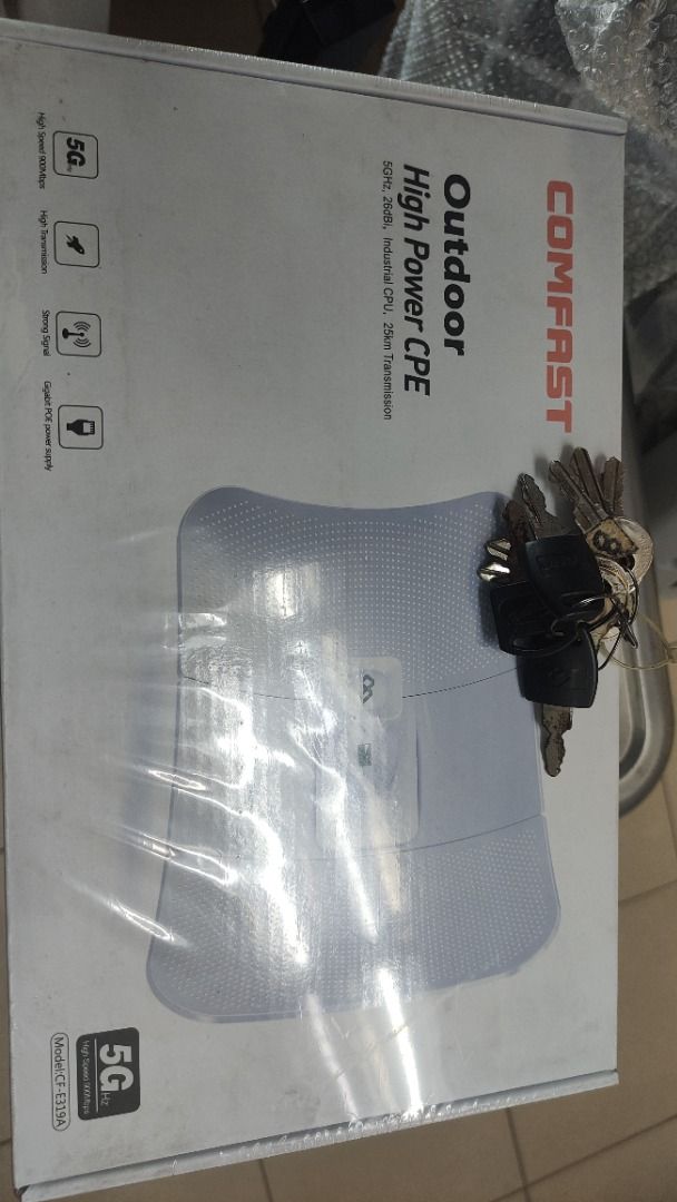 Comfast cpe (Category: Networking) located in Mandaluyong City. Submitted by cloudxhin (Listing ID 1377270891, Image 2). Description: Selling my confast cpe Model cf-e319a.