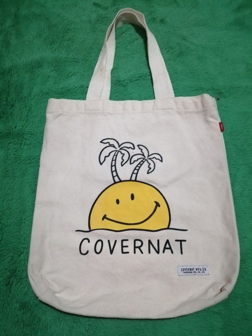 COVERNAT TOTE BAG(PRELOVED) (Category: Tote Bags) located in Iligan City. Submitted by RL_Collections (Listing ID 1377315368, Image 1). Description: *excellent condition *color rate:10/10 *size:pls refer to last 2 pictures *clean & ready to use *issue:pls refer to picture #7(stain).