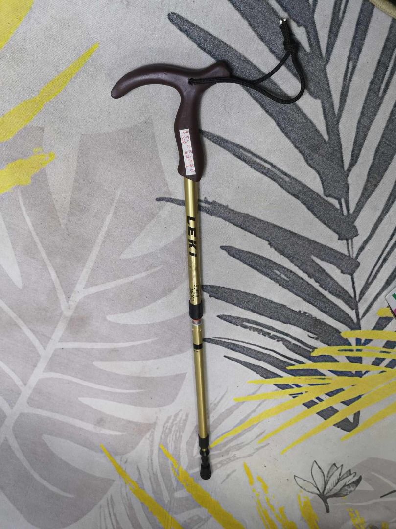 Crutch Handle Walking Stick (Category: Other Assistive Aids) located in Santa Cruz. Submitted by jmy_surplus.2 (Listing ID 1377290962, Image 3). Description: Size ; L - 78 W - 14 Color ; Brown Type ; Walking Stick Brand ; No brand Material ; Alloy Style ; Brown Gold Walking Stick MK A JMY 2.