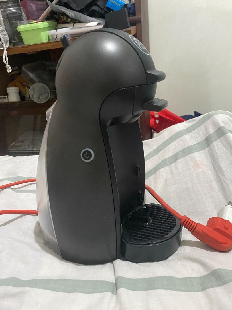 Dolce Gusto Nescafe Krups (Category: Coffee Machines & Makers) located in Pila. Submitted by driftndrape (Listing ID 1377269574, Image 3). Description: RFS: Decluttering, di nagagamit 📍Pila, Laguna | PH 📦LBC, JnT, Lalamove.
