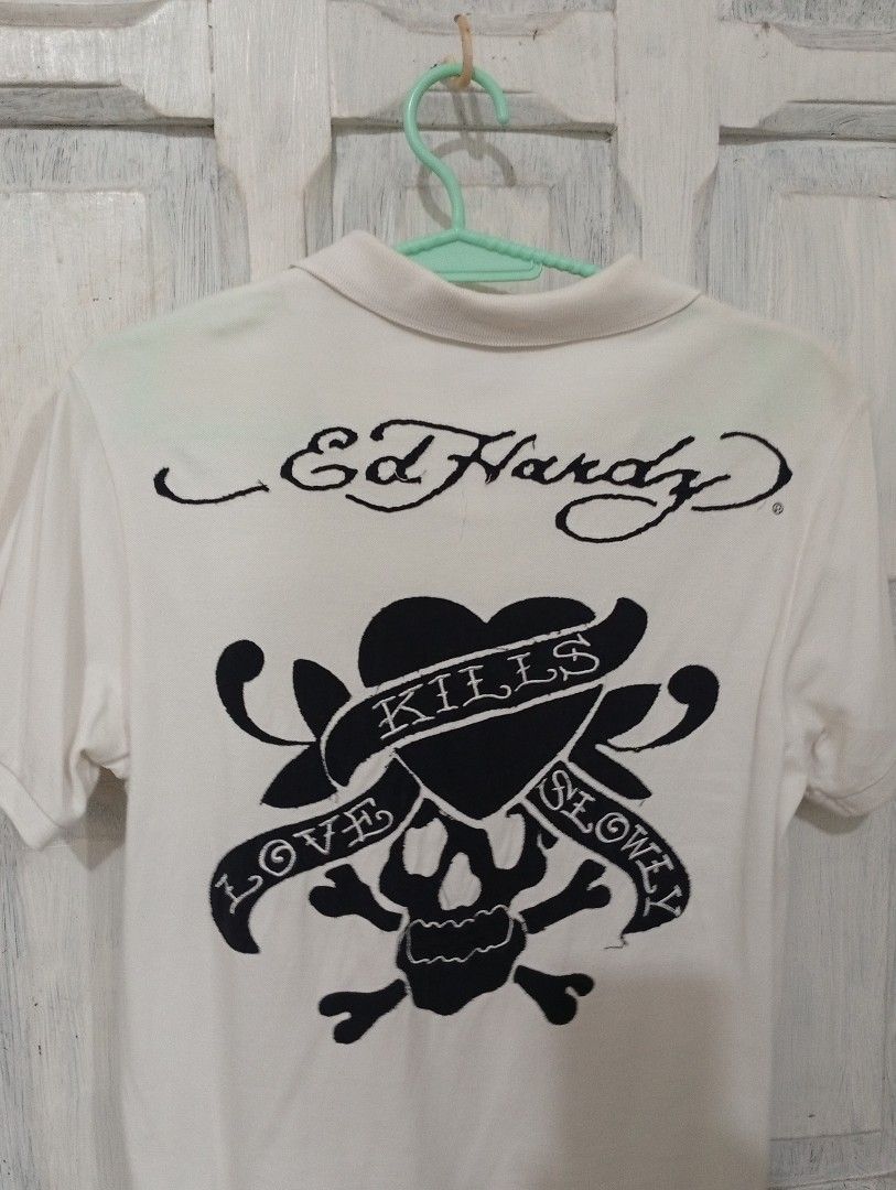 ED HARDY WHITE POLO SHIRT (Category: Tshirts & Polo Shirts ) located in Caloocan City. Submitted by llen. (Listing ID 1377224184, Image 2). Description: SIZE S LOCATION: NORTH CAL, QC.