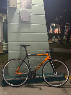 (Category: ) located in . Submitted by fixieginas (Listing ID 1377269423, Image 1). Description: .