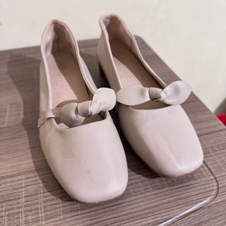 (Kategori: ) berada di . Dikirim oleh veroshanid (ID iklan 1377346409, Gambar 1). Deskripsi: .