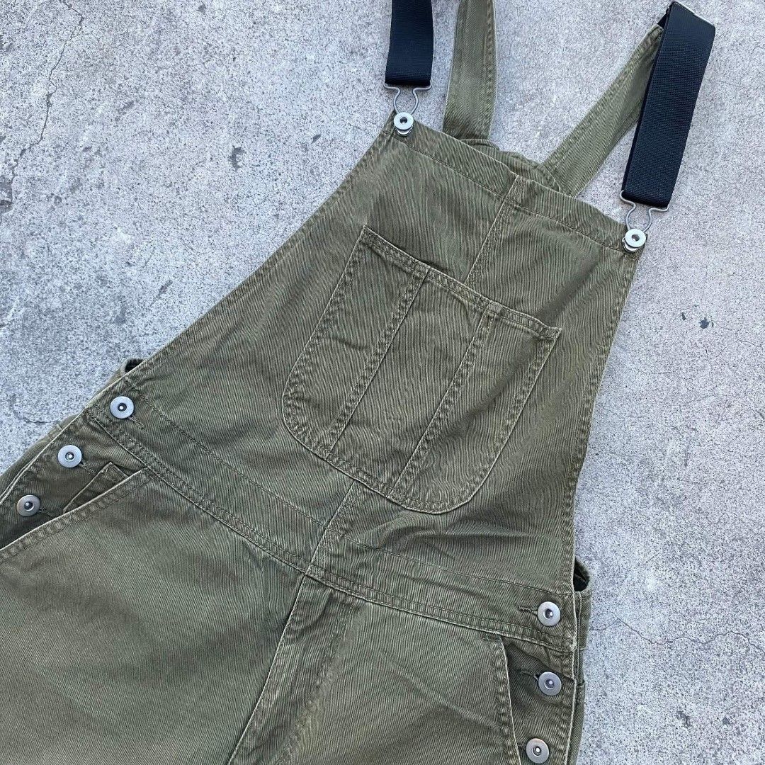 Forever 21 jumper (Category: Sets & Coordinates) located in Caloocan City. Submitted by jhanleymamaril (Listing ID 1377339429, Image 3). Description: .