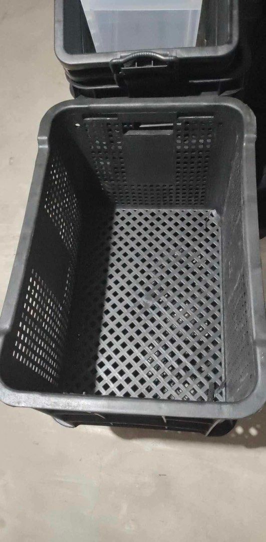 Fruit Crates (Category: Storage Boxes & Baskets) located in Manila. Submitted by dolorchris69891 (Listing ID 1377197910, Image 3). Description: Fruit Crates Half 21*15*7.5in Rs 390 black Whole 21*15*12 Rs 490 green .