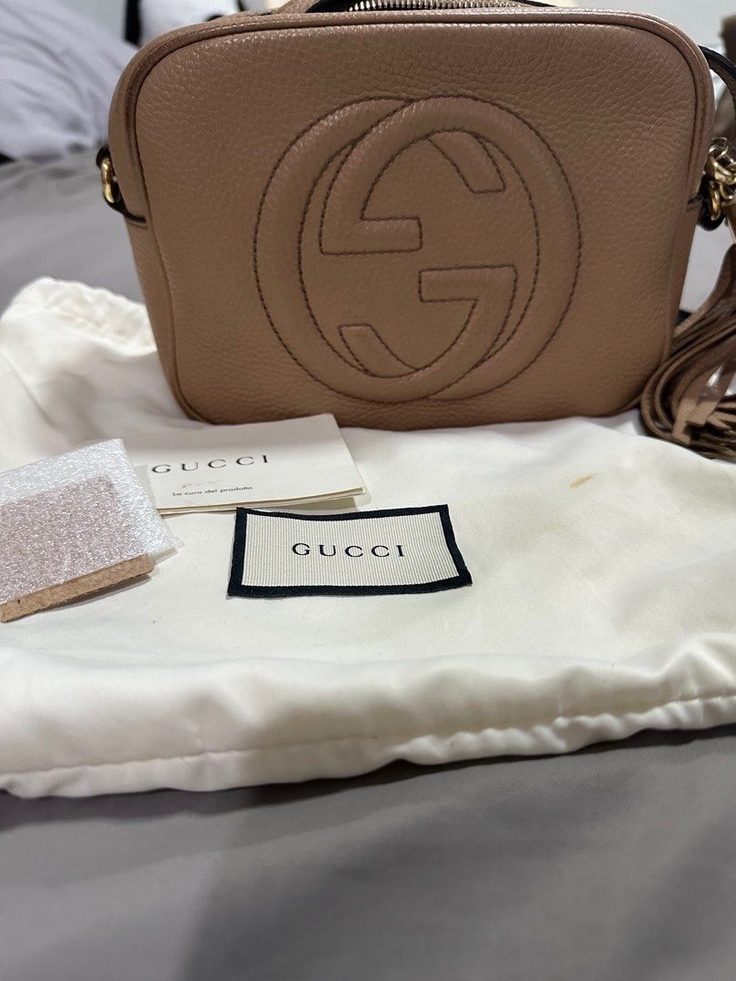 Gucci Soho Disco Camera Bag (Category: Luxury Bags & Wallets) located in Makati City. Submitted by rnathaliem (Listing ID 1377254839, Image 1). Description: Gucci Soho Disco Camera Bag Can be worn as shoulder bag or cross body bag Color beige With dustbag, care card and swatch leather.