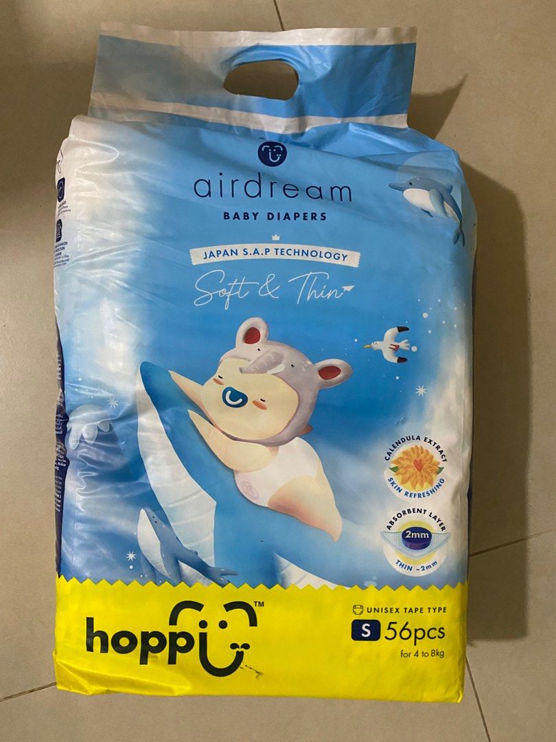 Hoppi AirDream Baby Diapers - Size S (Category: Diapers & Baby Wipes) located in Singapore. Submitted by lynniely (Listing ID 1377359267, Image 1). Description: Brand new pack of Hoppi AirDream baby diapers, size S. Contains 56 tape type diapers suitable for babies weighing 4 to 8kg. Features Japan S.A.P technology and a soft, thin design. Unopened and ready for use. Self pick up pls!.