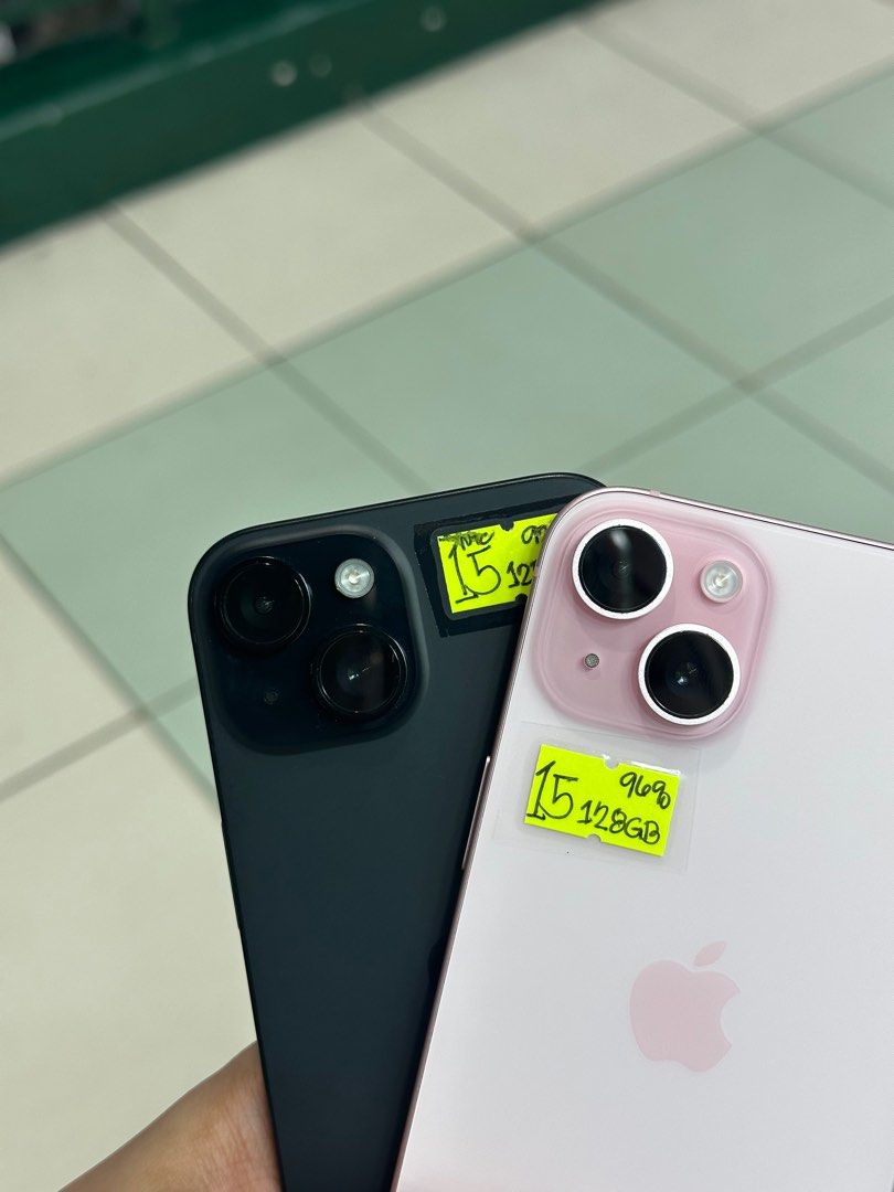 iPhone 15 128GB Factory Unlock No Issue Secondhand (Category: iPhone 15 Series) located in Pasig City. Submitted by FarAndRayShop (Listing ID 1377278863, Image 2). Description: OPEN FOR SWAP/SELLING/BUYING (RFS: Buy and Sell) Price: 30,499 iPhone 15 128GB •FACTORY UNLOCK •NO HIDDEN ISSUES •TEST TO SAWA •Authentic Phone Physical store in Greenhills Shopping Center XC-07 Stall Number Look For Rayray Or Anika NO CASH INSTALLMENT We are open also for