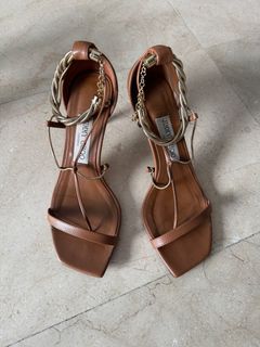 (Category: ) located in . Submitted by lovepreloved05 (Listing ID 1377200767, Image 1). Description: .