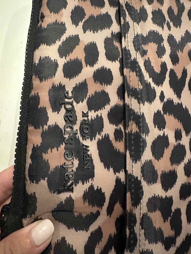 Kate Spade Laptop Bag 14” (Category: Laptop Bags & Sleeves) located in Taguig. Submitted by studiogammo (Listing ID 1377199885, Image 3). Description: Kate Spade Laptop/Ipad Bag With pocket .