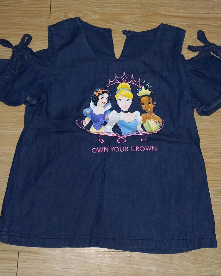 Kids Terno Brand: Just Jeans - Php 150 (Category: Babies & Kids Fashion) located in Paranaque City. Submitted by hayleyspl (Listing ID 1377310987, Image 2). Description: Own your crown blue top Size 10 Just jeans short Size 4T.