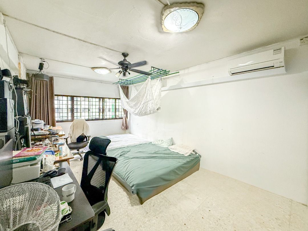 Large Spacious 5S HDB Flat For Sale. Comes With Recess Area (Category: HDB) located in Singapore. Submitted by ethansellz (Listing ID 1377291942, Image 2). Description: 9 Marsiling Drive * EXCLUSIVE LISTING * 5S HDB flat for sale - Address: 9 Marsiling Drive - Price: $560,000 - Bedroom Count: 3 Bedrooms - Bathroom Count: 2 Bathrooms - Property Size: 1,292 sq ft - Comes with recess area - Need 3 months extension - Point block, corner unit - EIP: O