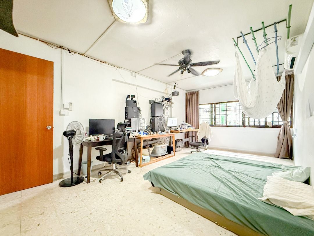 Large Spacious 5S HDB Flat For Sale. Comes With Recess Area (Category: HDB) located in Singapore. Submitted by ethansellz (Listing ID 1377291942, Image 1). Description: 9 Marsiling Drive * EXCLUSIVE LISTING * 5S HDB flat for sale - Address: 9 Marsiling Drive - Price: $560,000 - Bedroom Count: 3 Bedrooms - Bathroom Count: 2 Bathrooms - Property Size: 1,292 sq ft - Comes with recess area - Need 3 months extension - Point block, corner unit - EIP: O