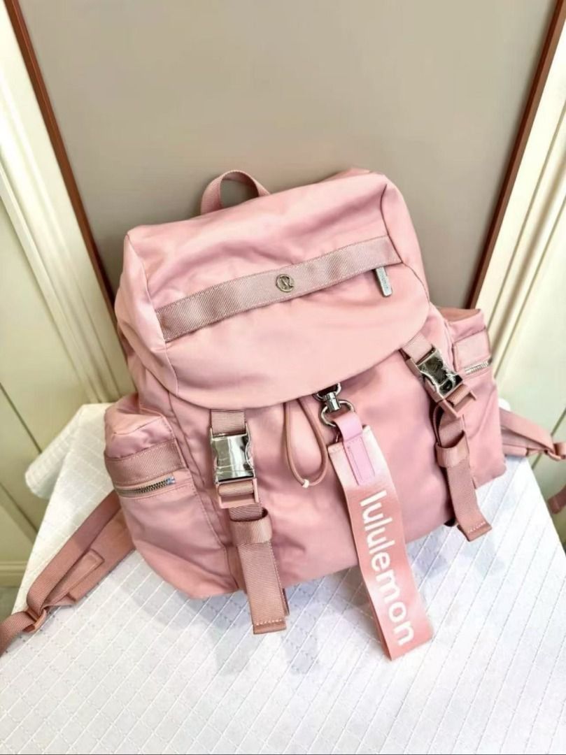 lululemon commuter multi wear backpack Daily And Other Travel Essentials In This Spacious Backpack Lululemon Wunderlust Mini 14L Commuter