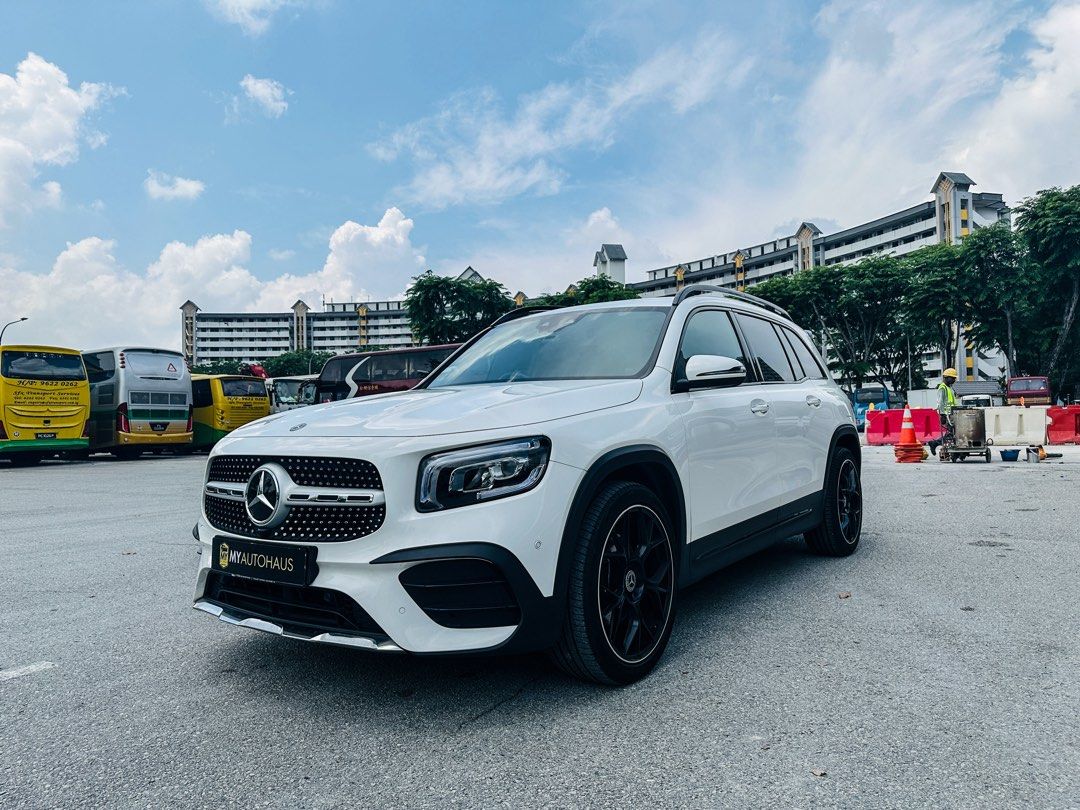 Mercedes-Benz GLB-Class GLB200 AMG Line Premium 7-Seater (A) (Category: Used Cars) located in Singapore. Submitted by supersprint (Listing ID 1377357324, Image 2). Description: Pm to enquire. Features: Last Serviced June 2025 Full Stock Condition Upgraded Front Speakers 20 Inch Forge Rims Paired with Bridgestone 235/45/20 Tires High Spec AMG Line Premium Dual Electric Memory Seats.