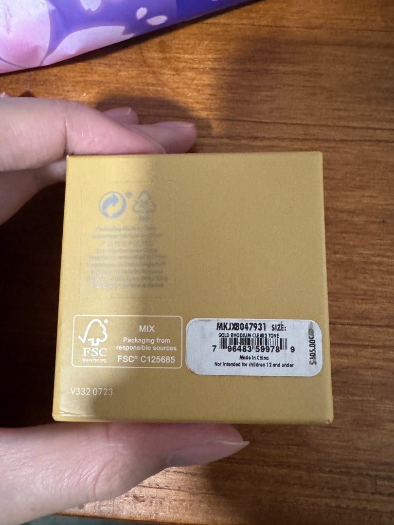 MK耳環Michael Kors earrings, 女裝, 飾物及配件, 耳環- Carousell