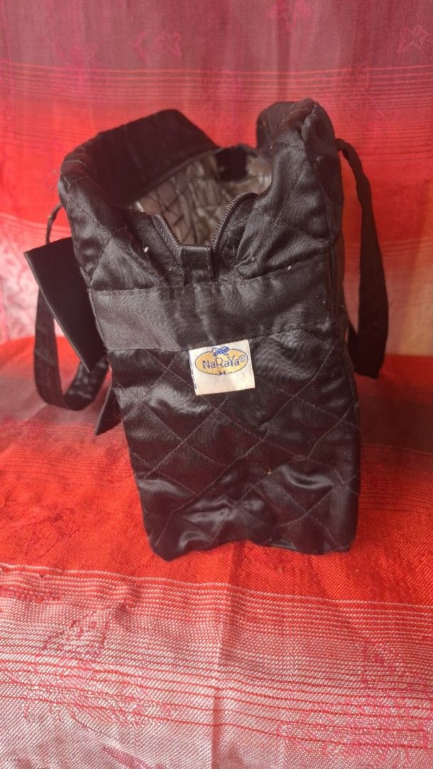 Naraya (Category: Tote Bags) located in Coron. Submitted by sirizchoice (Listing ID 1377221039, Image 3). Description: Bundle Naraya 3 pcs n po yan.