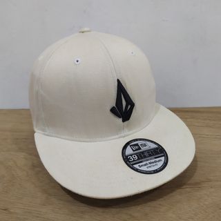 (Kategori: ) berada di . Dikirim oleh deug_second_thriftshop (ID iklan 1377299528, Gambar 1). Deskripsi: .
