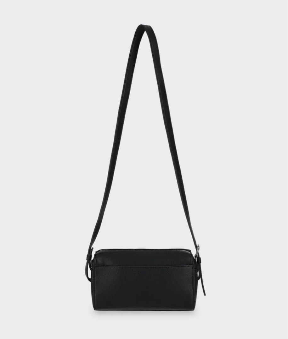 Pasabuy! APC Nino Camera Bag (Category: Luxury Bags & Wallets) located in Quezon City. Submitted by everybit (Listing ID 1377293187, Image 2). Description: - Brand new and Authentic (Will be bought directly from Stores) - Inclusions: Receipt, Dust Bag, and Tags in tact (I provide everything) - ETA: 4-5 weeks - Only 50% downpayment, remaining will be settled once item is in PH - Super steal price! Note: All of the items posted are subject to avail