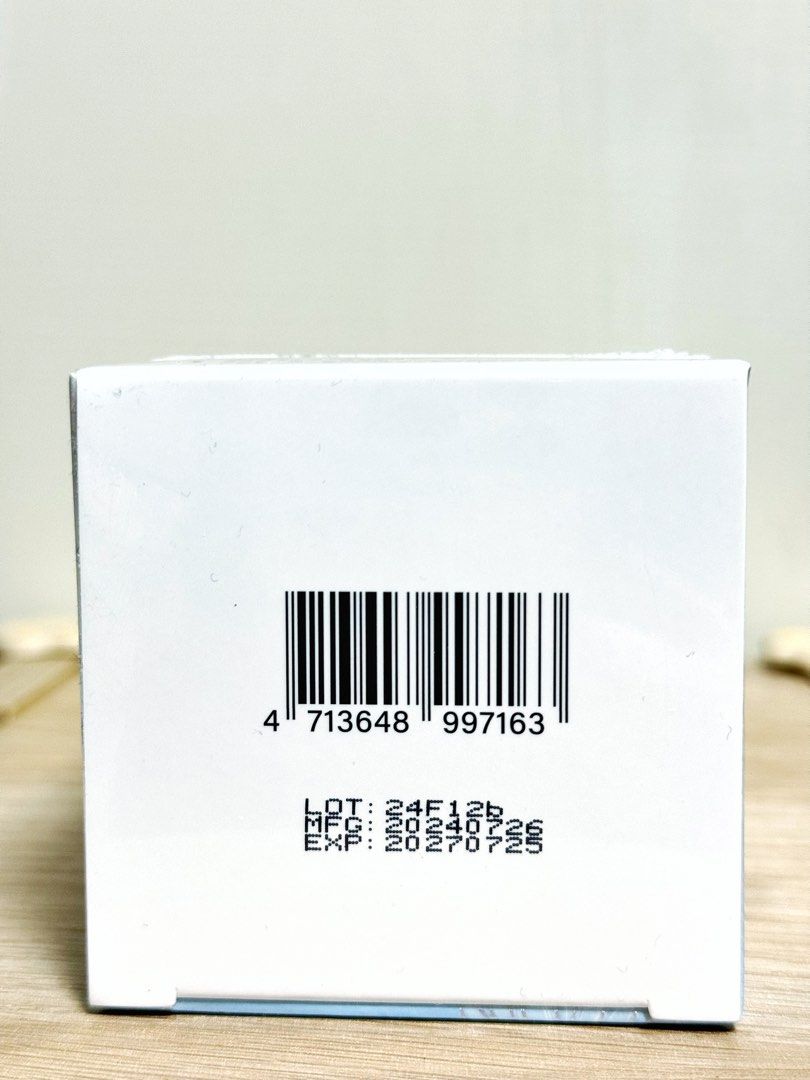 由 hsu032820 (刊登 ID 1377289303，圖片 3) 提交，位於 台中市 (Taichung) 的 全新｜【PEZRI派翠】雪絨花亮采保濕霜50ml (類別：護膚、清潔產品)，說明：🉑ㄇㄞˋ貨便，請私 全新未拆封，庫存2瓶（標價為單瓶價格） 有效期限：2027.07.25 以下商品資訊截至官方供參考 【商品特色】 雲朵般輕盈質地，深層保濕，長效水嫩，幫助膚蓋上保濕罩！ 柔軟、水嫩、保護，極速為肌膚補充水分，解決乾燥問題。 添加雪絨花等多種植萃保濕及長效鎖水因子，層層注水澎彈，保持肌膚持久水潤與光滑，清爽潤澤呵護。 Vegan Skincare 最貼近肌膚的保濕配方 保濕深度 ⬆ 保濕持久度 ⬆ 純素活性成分，有感提升肌膚水潤 有機雪絨花、肌醇、5大玻尿酸 *指INOSITOL成分於原料中純度高達97%。 。