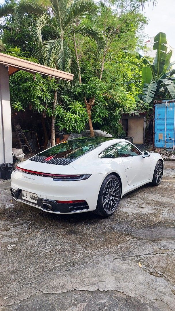 Porsche 992 Carrera 4S Auto (Category: Used Cars) located in Quezon City. Submitted by evo.san (Listing ID 1371927912, Image 3). Description: 2022 Carrera 4S White 10,000km Akrapovic exhaust 20/21 wheels P14,450,000.