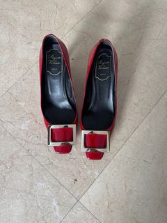 (Category: ) located in . Submitted by lovepreloved05 (Listing ID 1377200715, Image 1). Description: .
