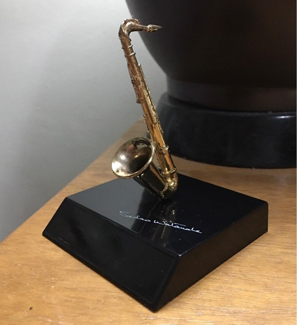 Sadao Watanabe Saxophone Table Display (Category: Musical Instruments) located in Tarlac. Submitted by greatfindstrlc (Listing ID 1377300327, Image 1). Description: Our Jazz idol and his saxophone table or shelf display.. best placed in the music room or audio sound room..