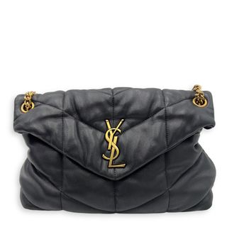 (Category: ) located in . Submitted by carousellluxury (Listing ID 1377254303, Image 1). Description: .