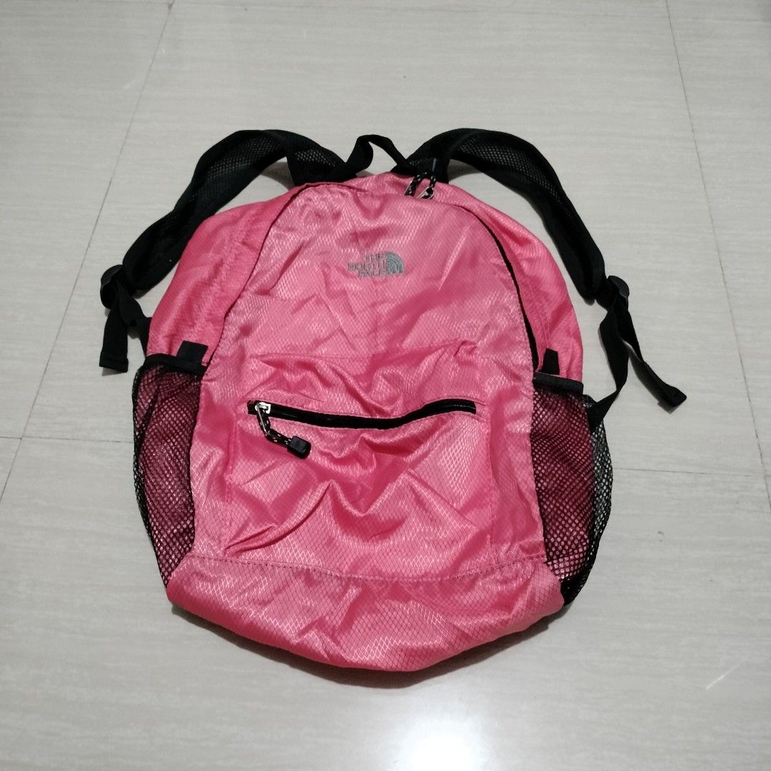 THE NORTH FACE PACKABLE BACK PACK (Category: Backpacks) located in Sariaya. Submitted by social_animalz (Listing ID 1377333229, Image 1). Description: nylon material YKK zip shipping fee is not included.