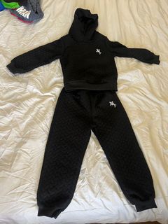 (Category: ) located in . Submitted by queeeenn (Listing ID 1377231549, Image 1). Description: .