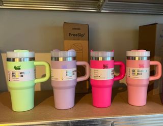 (Kategori: ) berada di . Dikirim oleh __khansastuff_ (ID iklan 1377217658, Gambar 1). Deskripsi: .