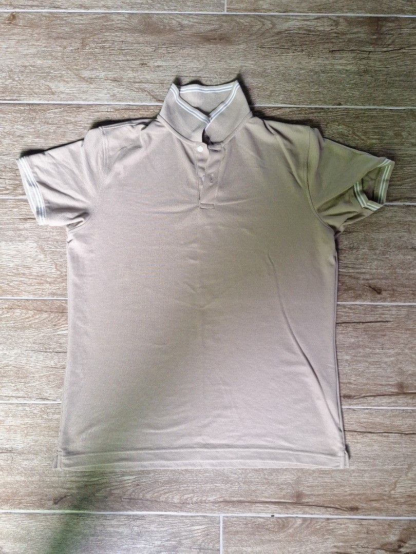 Uniqlo pique polo (XL) (Category: Tshirts & Polo Shirts ) located in Alcala. Submitted by grayhollowblocks (Listing ID 1377247768, Image 1). Description: uniqlo pique polo xl plus sf.