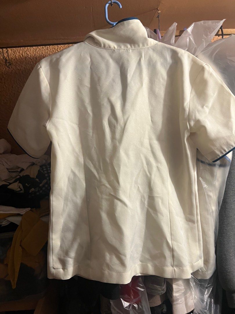 UST SHS WOMEN'S UNIFORM (LARGE) (Category: Blouses) located in Manila. Submitted by gaby_gambe (Listing ID 1377340210, Image 2). Description: see pics for minor flaws, originally bought for ₱450 but i need cash rn ₱150 if you buy it on the spot, pay first then i'll ship it to you, if not price is firm..