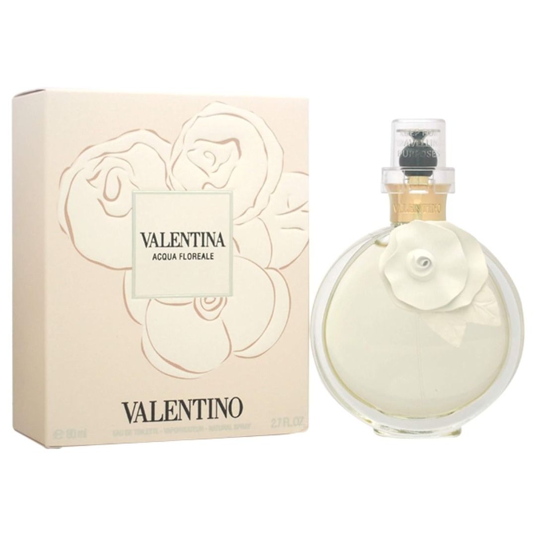 由 yuanyuantea (刊登 ID 1377250606，圖片 3) 提交，位於 台北市 (Taipei) 的 《Valentino》Valentina Acqua Floreale 淡香水 80ml 全新未拆封 (類別：香水、體香劑)，說明：義大利精品時尚品牌 Valentino 所推出的 Valentina 系列香氛，此款「Acqua Floreale」以花香為靈魂核心，融合橙花、茉莉與琥珀香氣，呈現自然純淨的女性氣質，宛如盛夏午後漫步於義大利花園中。 🔹 品名：Valentina Acqua Floreale 🔹 容量：80ml / 2.7 fl.oz. 🔹 香調濃度：Eau de Toilette（淡香水） 🔹 狀況：全新未開封，保存良好 🔹 包裝：原廠玻璃瓶＋盒裝完整 🔹 購自：機場免稅店，100%正品保證 🔹 香調：(花香調為主，氣味清新柔美) ・前調：橙子、橙花 ・中調：茉莉、晚香玉、依蘭依蘭 ・後調：廣藿香、琥珀、香草 已絕版，收藏價值極高，現市面上已