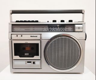 (Category: ) located in . Submitted by vintageappeal (Listing ID 1377374477, Image 1). Description: .