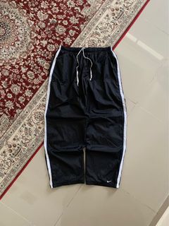 (Kategori: ) berada di . Dikirim oleh rhudeboyz_ (ID iklan 1377337930, Gambar 1). Deskripsi: .