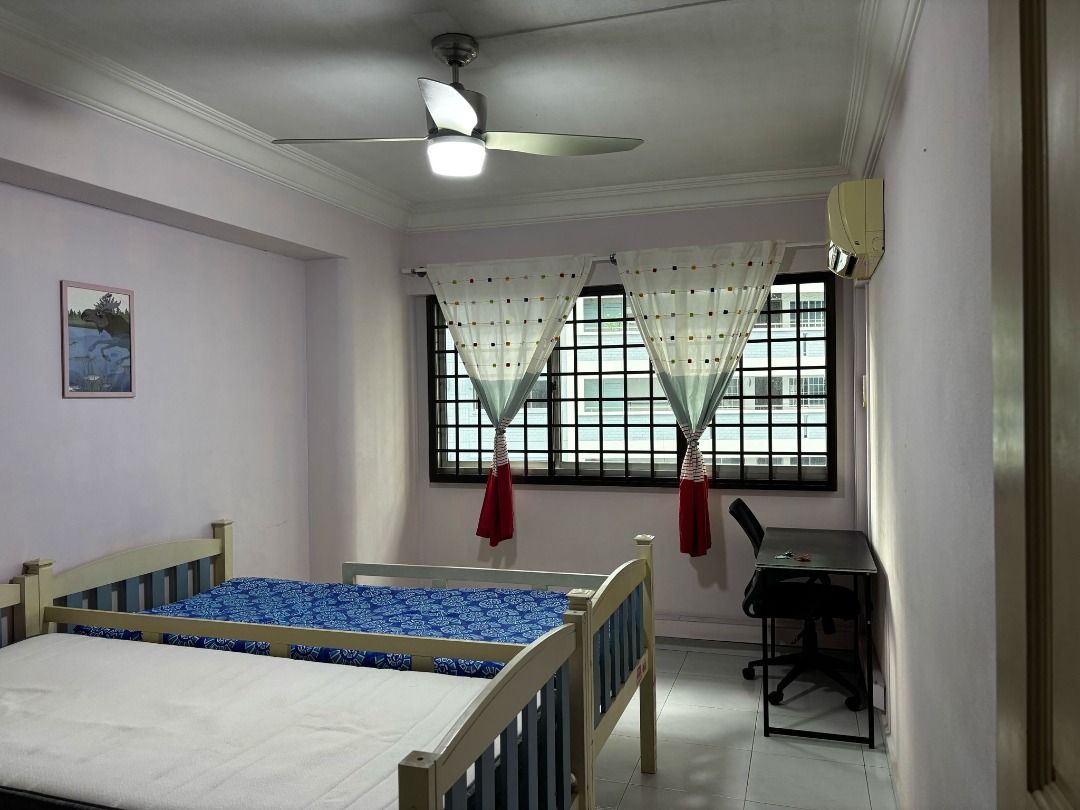 West area rental (Category: Room Rentals) located in Singapore. Submitted by lpy2bb (Listing ID 1377278265, Image 1). Description: Rental neg. Light cooking. Immediate occupancy. Maxmium 2 person. Convenient located near market..