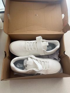 (Category: ) located in . Submitted by leiting.deng (Listing ID 1377331437, Image 1). Description: .