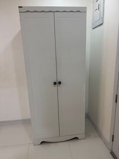 (Category: ) located in . Submitted by artsyfartsymanila (Listing ID 1377365539, Image 1). Description: .
