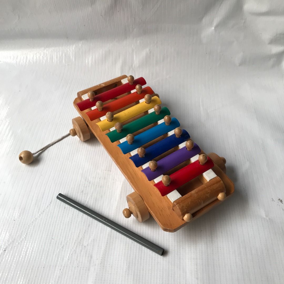 Xylophone #3834 (Category: Musical Instruments) located in Malabon City. Submitted by mldg.surplus (Listing ID 1377246589, Image 1). Description: MLDG Surplus Reminder: •Expect minimal flaws such as stain, lint, scratches etc. •No reservation, we can accept your offer, but it doesn't mean that the item is reserved. •No other picture. All pictures are posted already. •Battery operated items does not included battery when purchased. •Color may vary