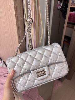 （分類：）位於 。 由 qweeeeei 提交（商品編號 1377542109，圖片 1）。簡介： 。