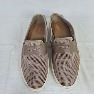 (Category: ) located in . Submitted by jkr_kenshin (Listing ID 1377444977, Image 1). Description: .